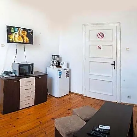 Hotel Guestrooms *