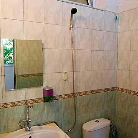 Guestrooms *